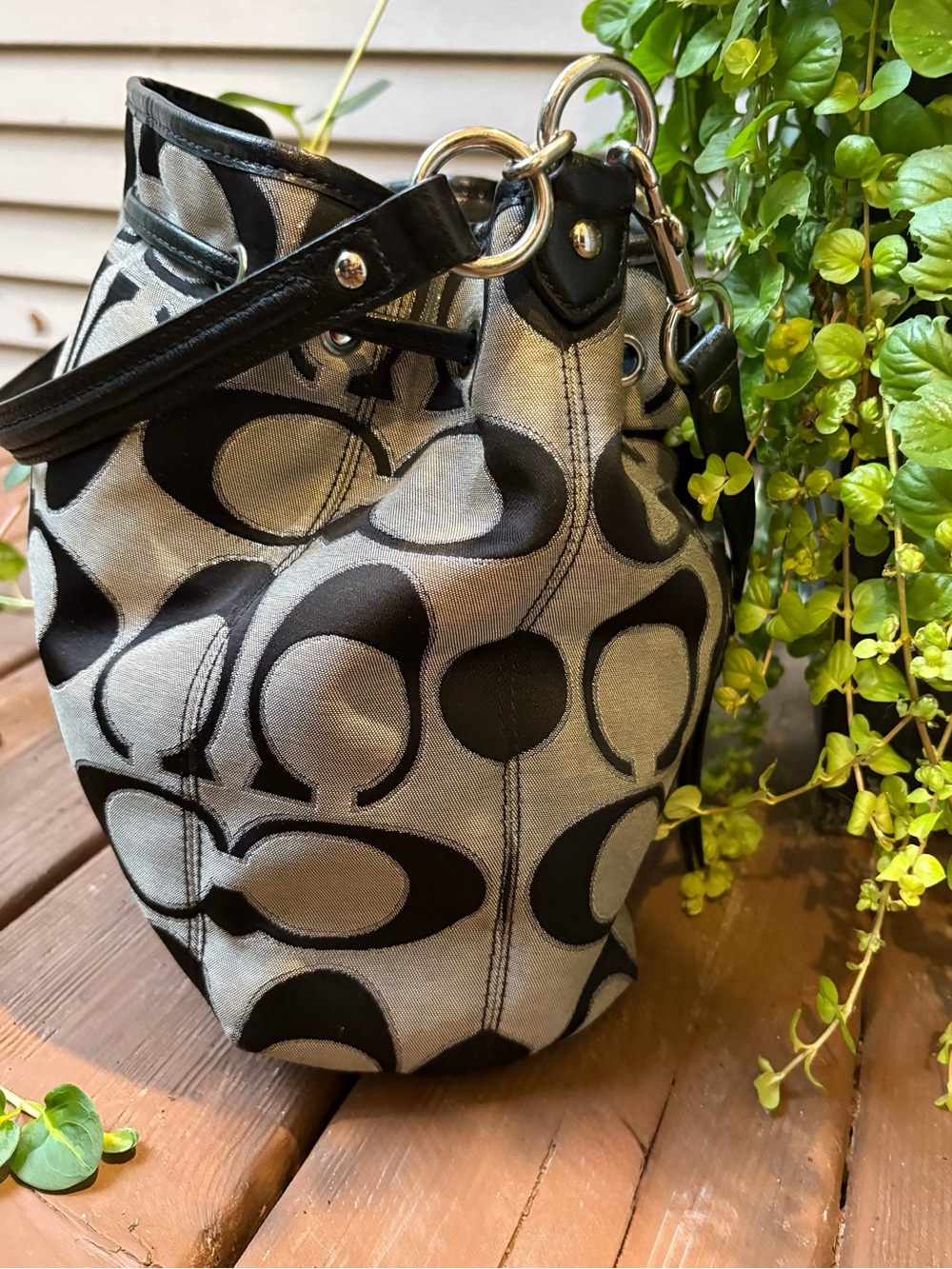 Vintage Coach Poppy Signature C Bucket Bag Purse Women Black Silver - Picture 4 of 6